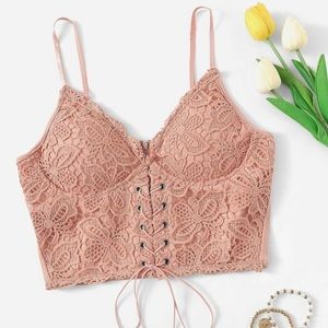 🎀 Laced top zipper on the back